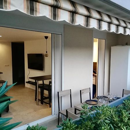 Grand Studio Standing Avec Terrasse Et Parking Sainte-Maxime Buitenkant foto